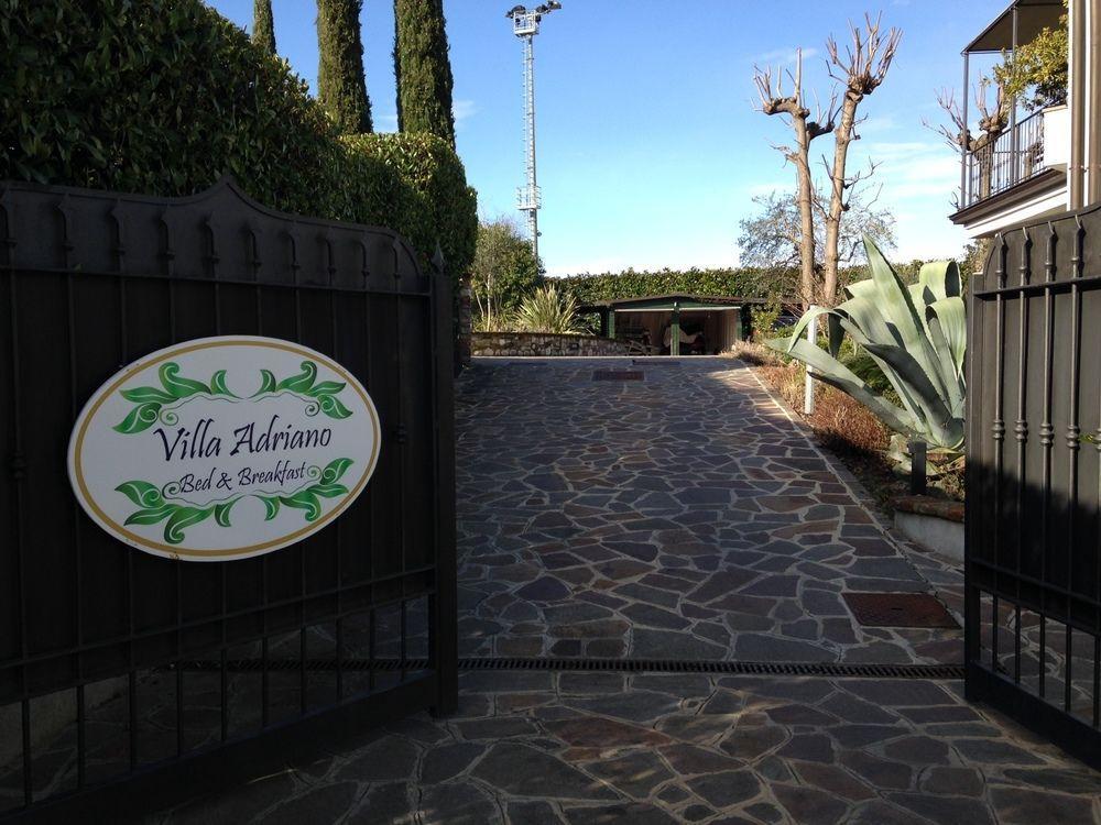 B&B Villa Adriano Ντεζεντσάνο ντελ Γκάρντα Εξωτερικό φωτογραφία